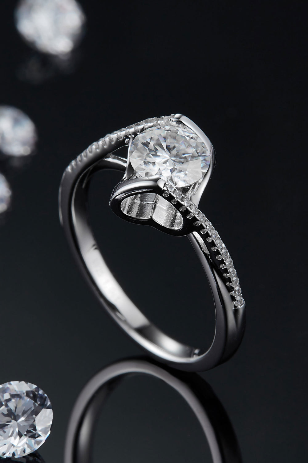 Sarah 1 Carat Moissanite 925 Sterling Silver Twisted Ring